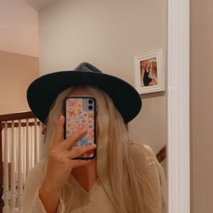 ALTAR’D STATE wool fedora hat💕